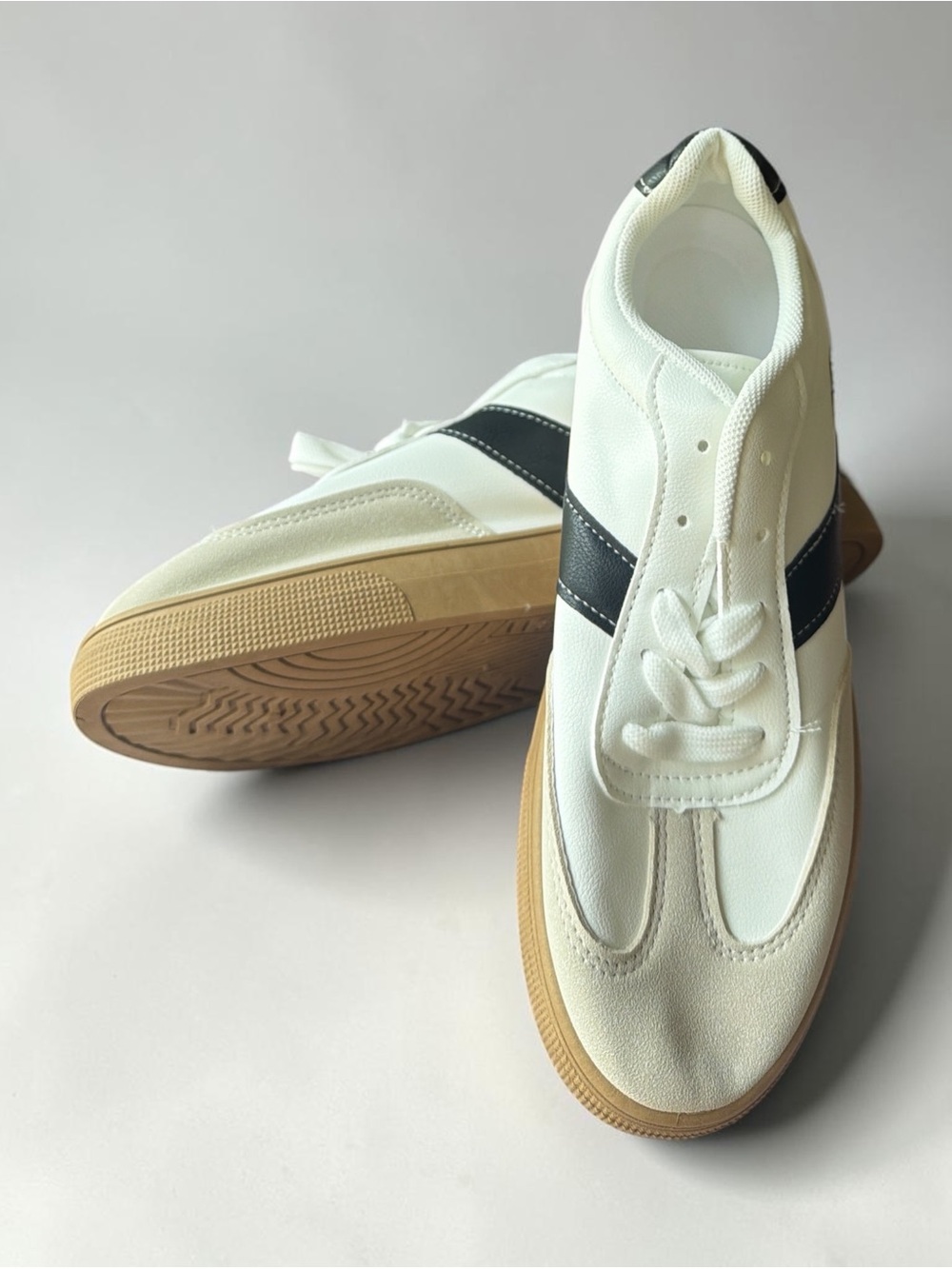 Women’s White Sneakers with Black Side Stripe and Gum Outsole